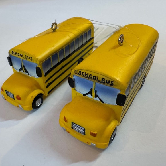 2 New Gallerie II School Bus Christmas Holiday Ornament Driver Gifts, Resin, NWT - Picture 2 of 4